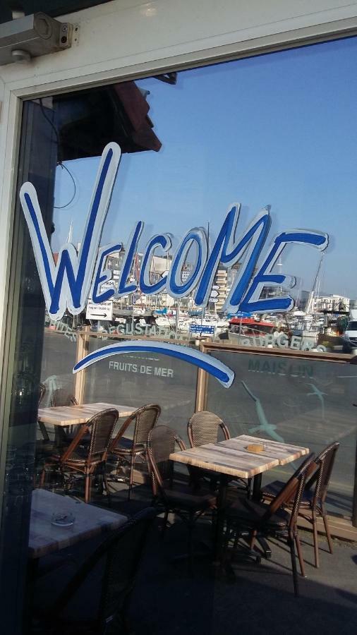 L' R Du Port 호텔 쿠르쇨 쉬르 메르 외부 사진